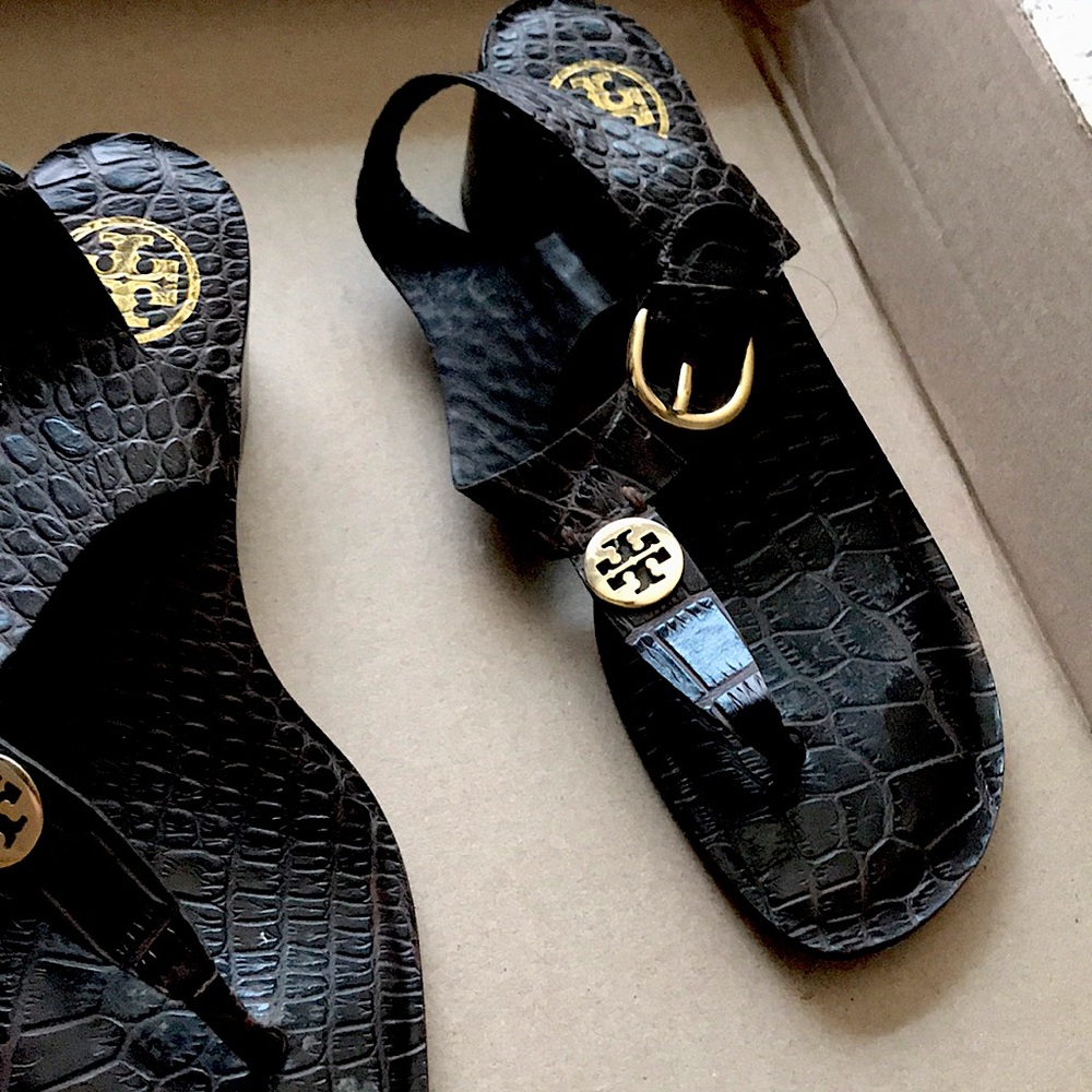 Tory Burch sandal leather used in great condition